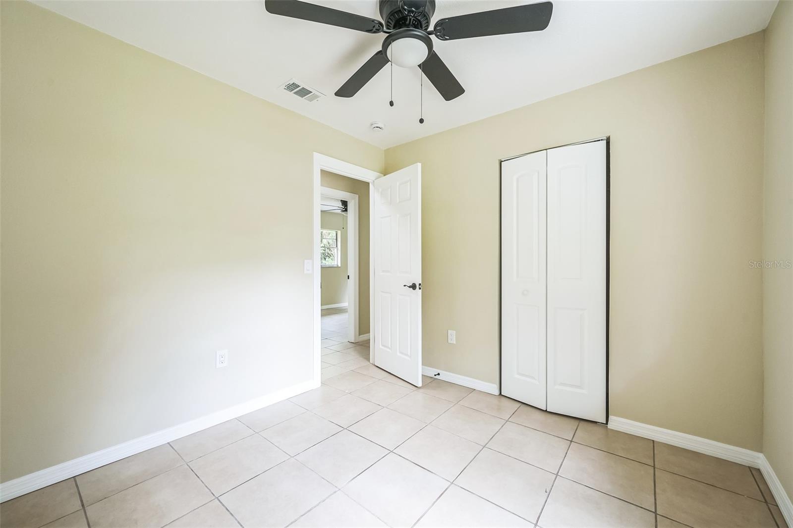 314 W OWENS AVE