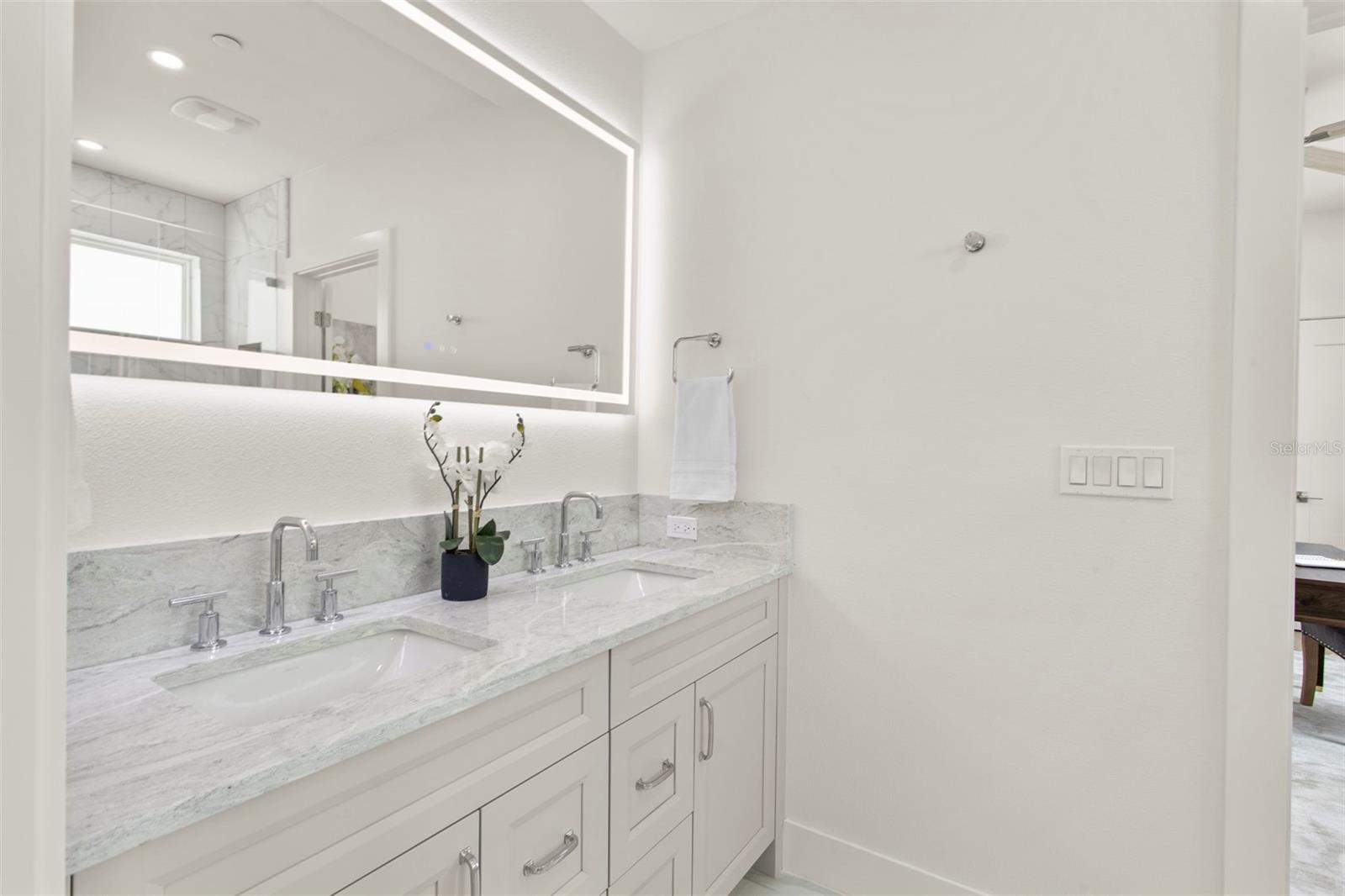 455 PINELLAS BAYWAY S #3B