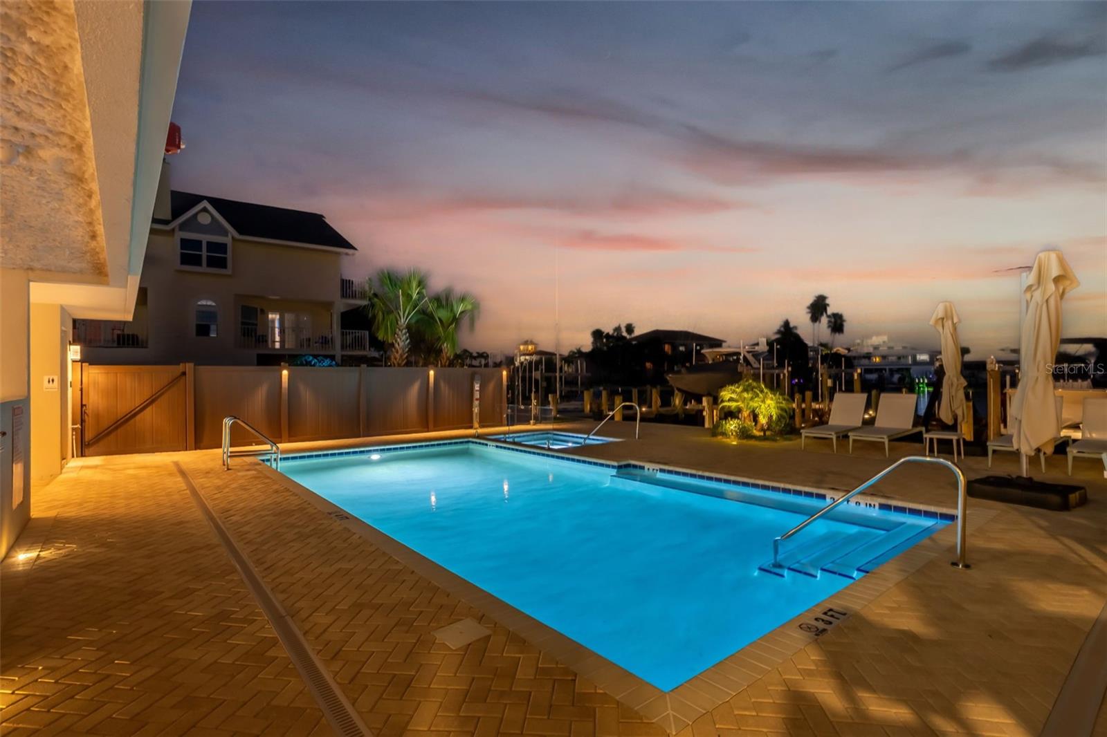 455 PINELLAS BAYWAY S #3B