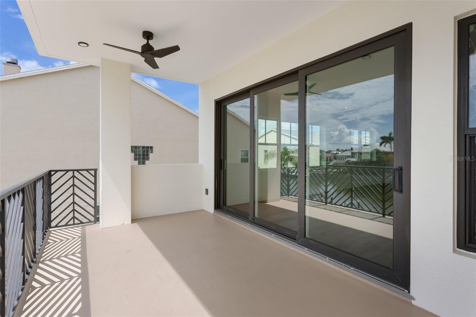 455 PINELLAS BAYWAY S #3B