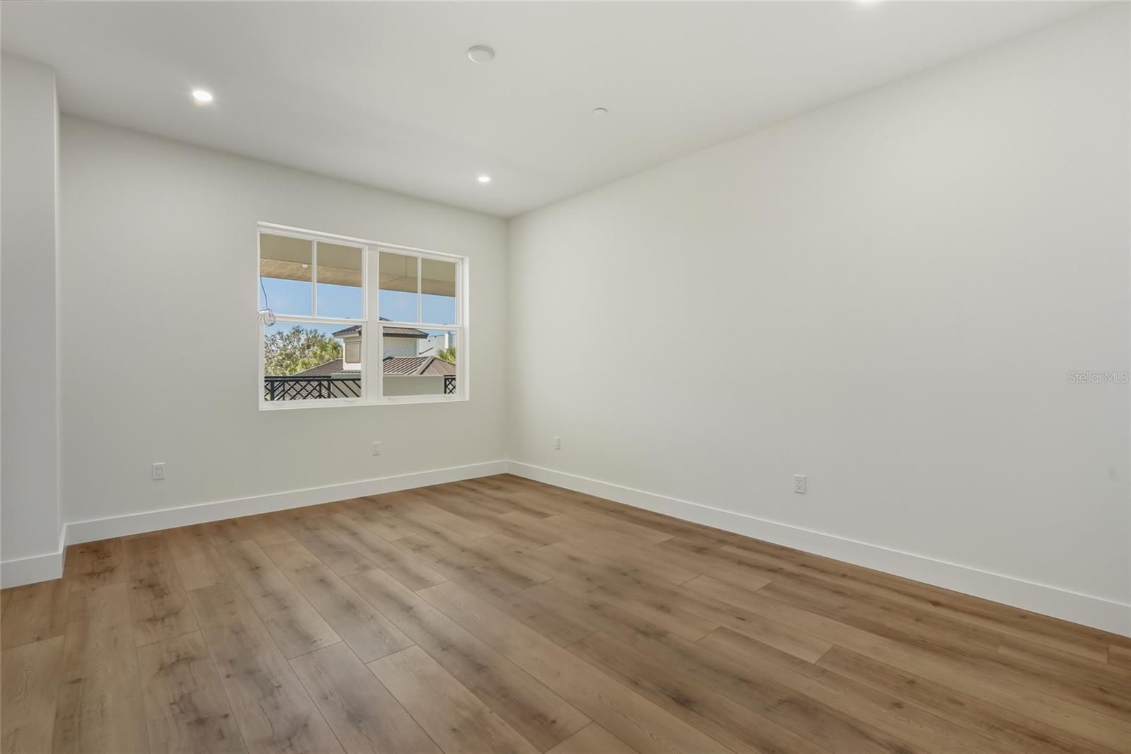 455 PINELLAS BAYWAY S #3B