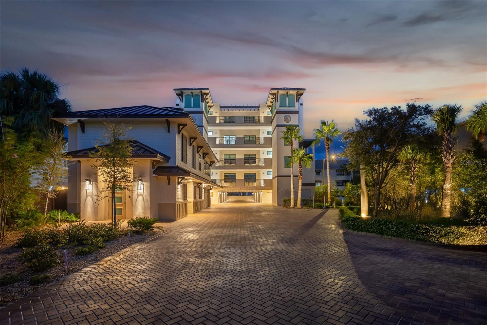 455 PINELLAS BAYWAY S #3B