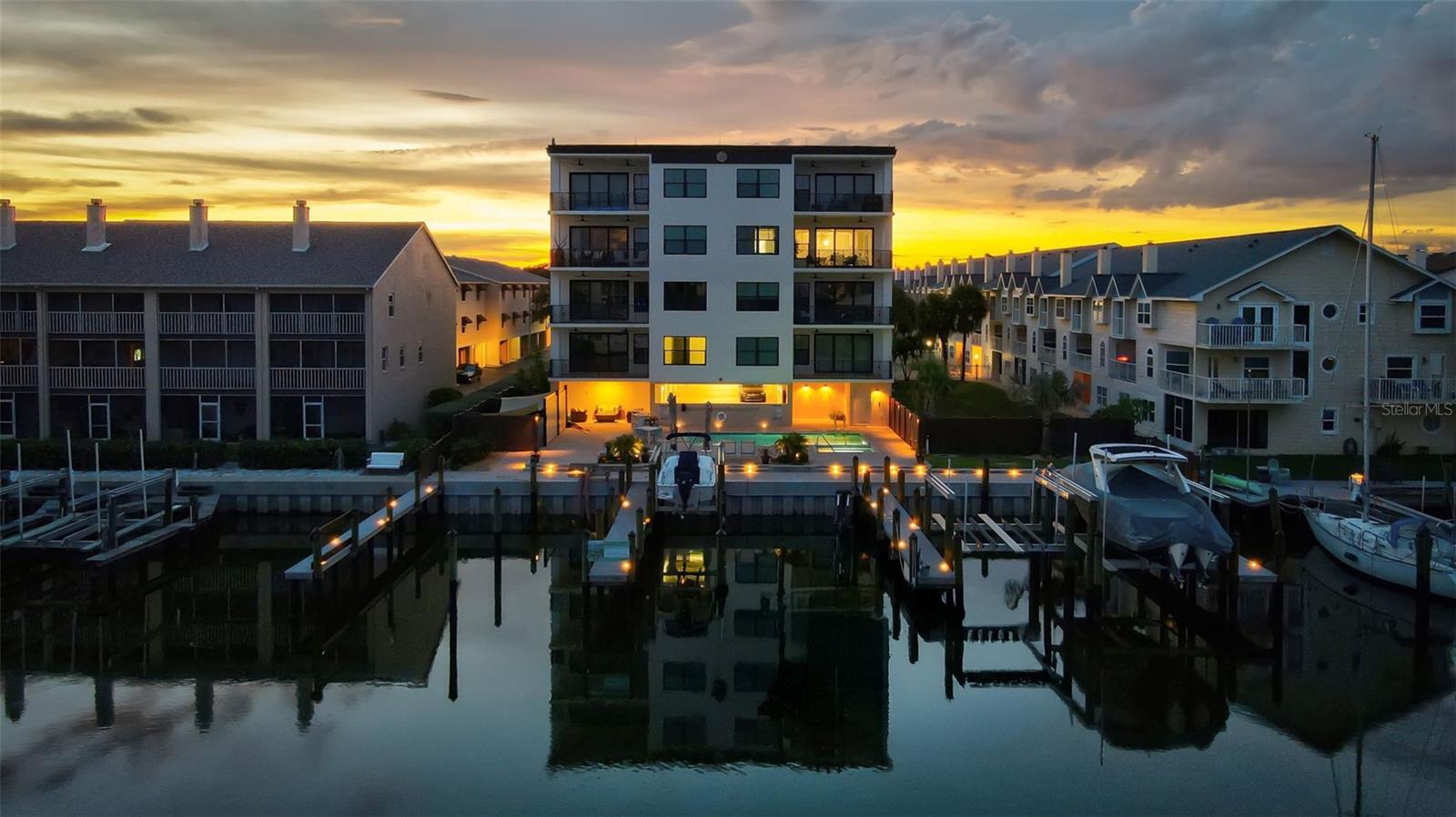 455 PINELLAS BAYWAY S #3B
