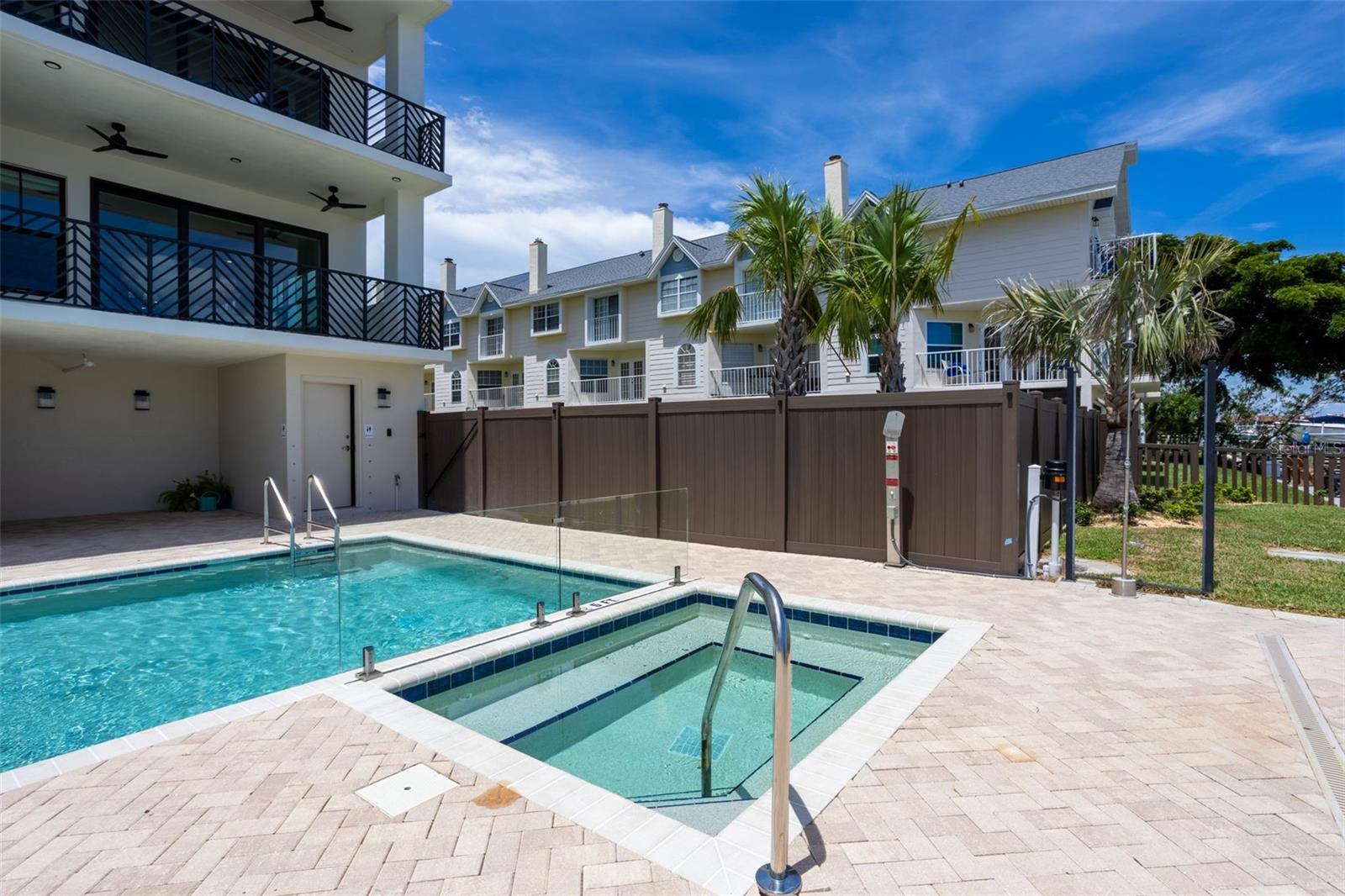 455 PINELLAS BAYWAY S #2A, 2B, 3B, 4A