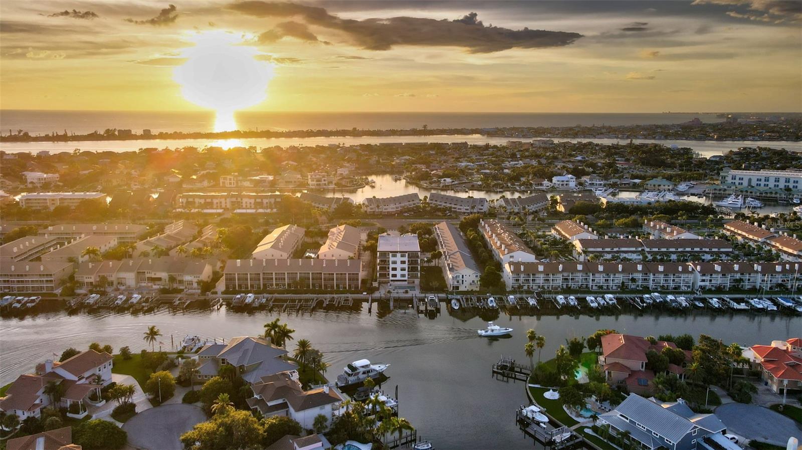 455 PINELLAS BAYWAY S #2A, 2B, 3B, 4A