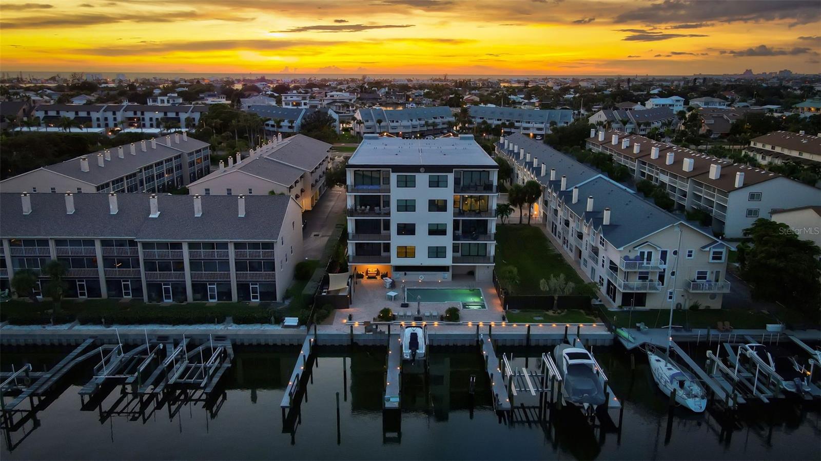 455 PINELLAS BAYWAY S #2A, 2B, 3B, 4A