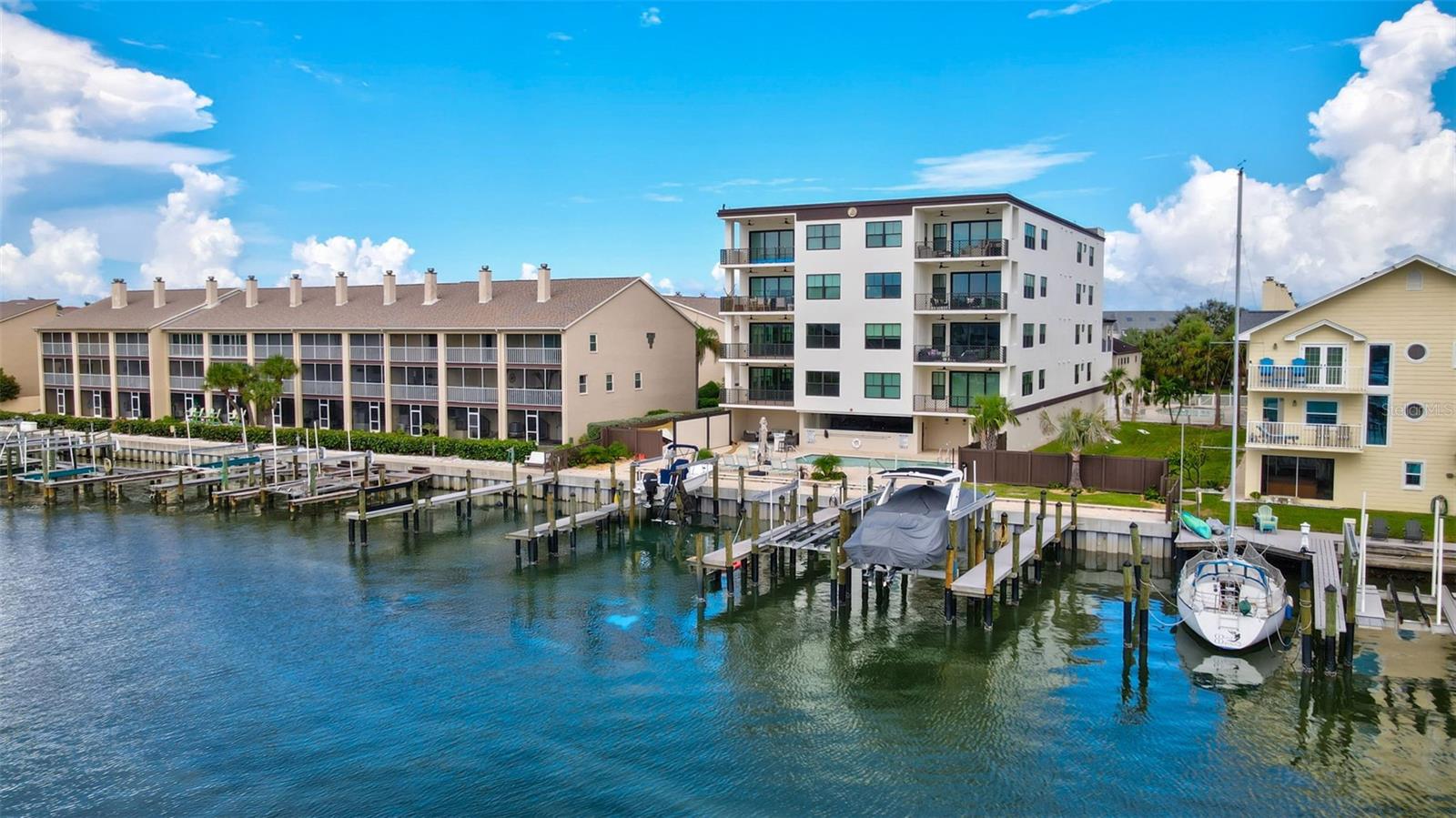 455 PINELLAS BAYWAY S #2A, 2B, 3B, 4A