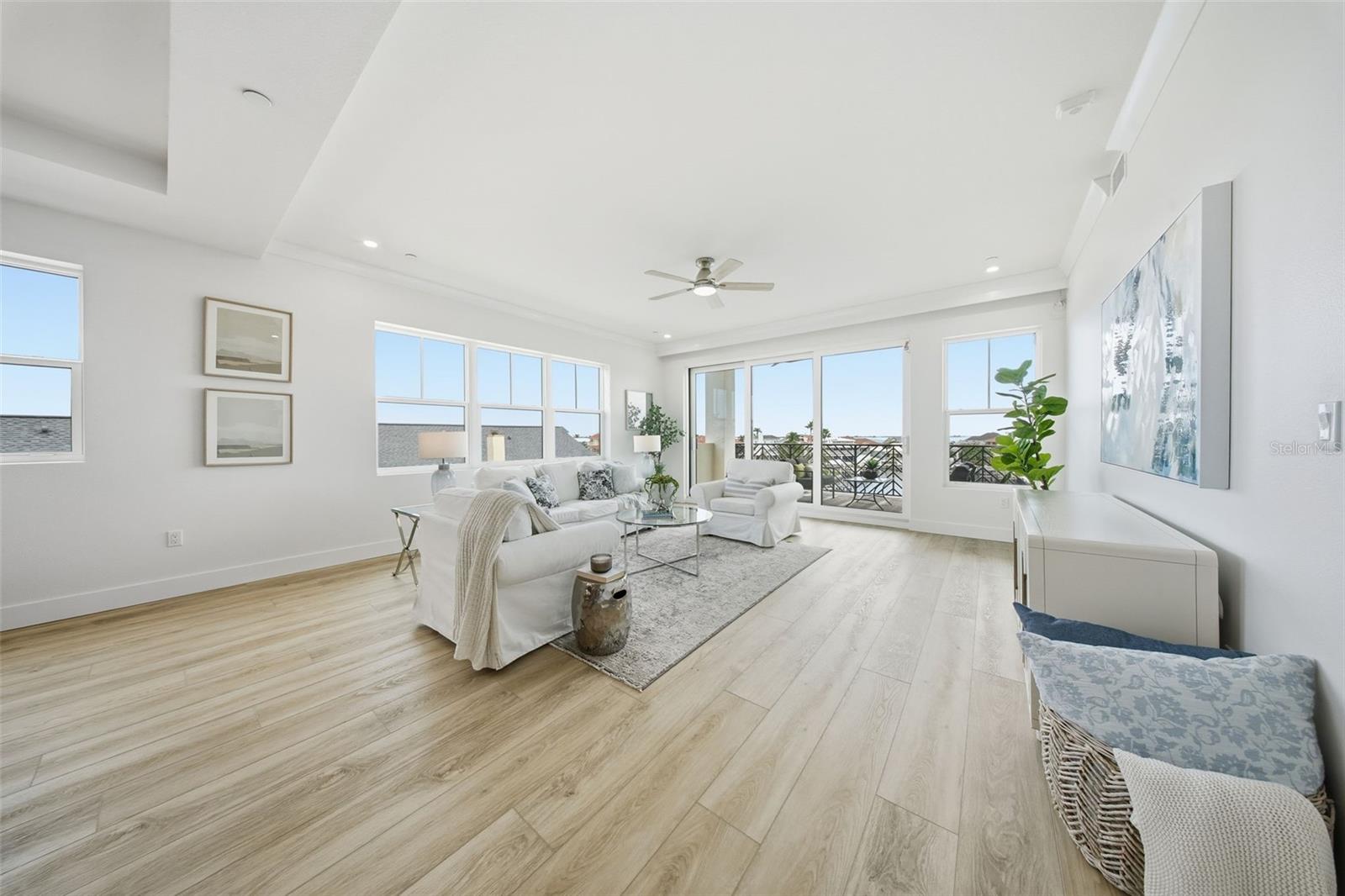 455 PINELLAS BAYWAY S #2A, 2B, 3B, 4A