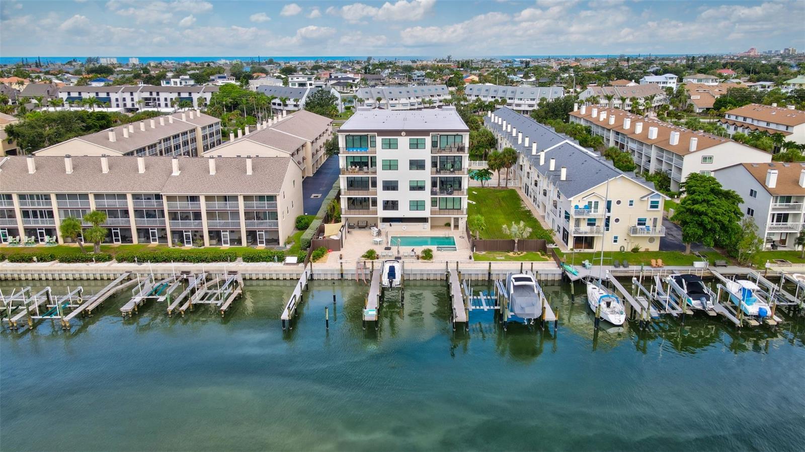 455 PINELLAS BAYWAY S #2A, 2B, 3B, 4A