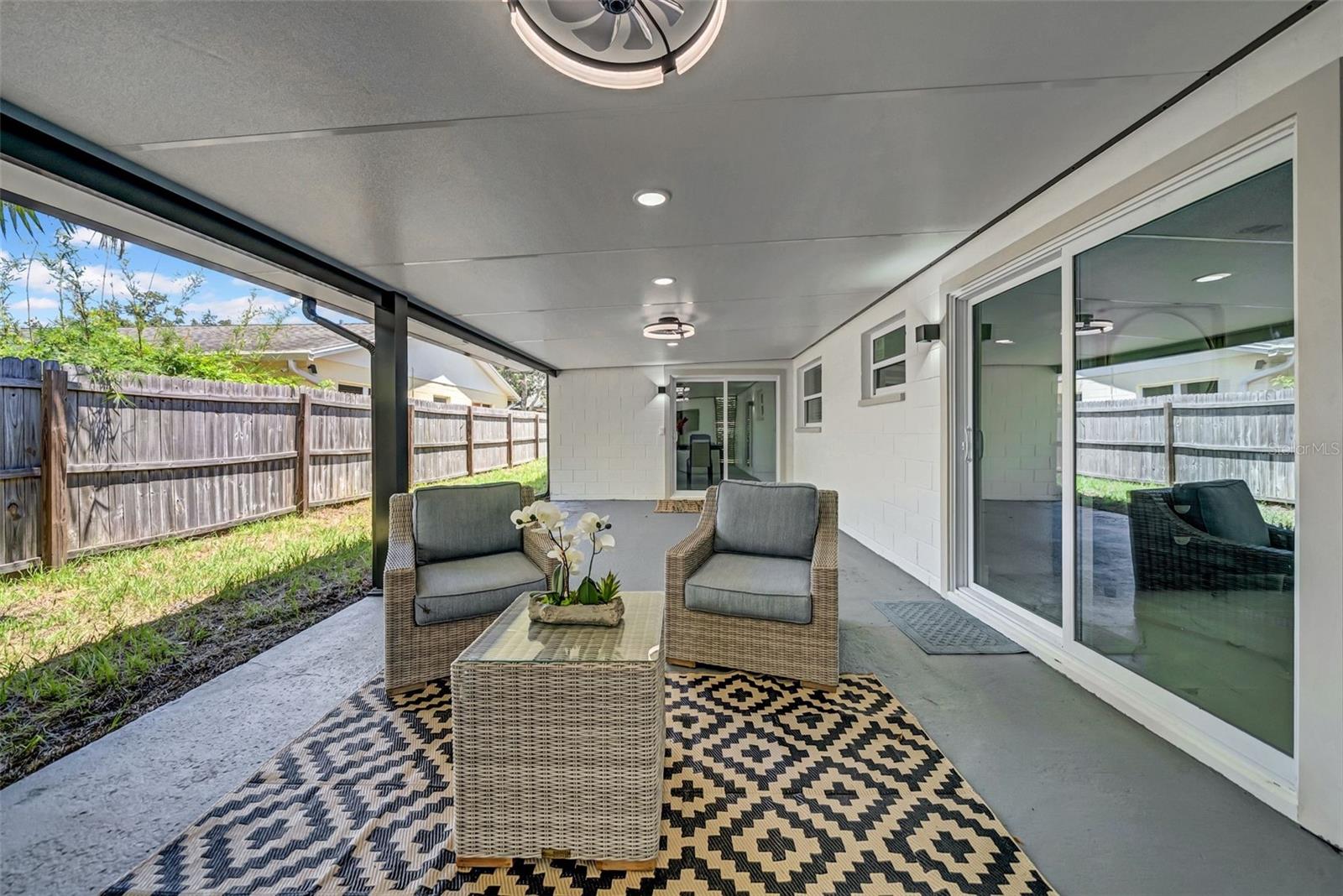 2376 CITRUS HILL RD