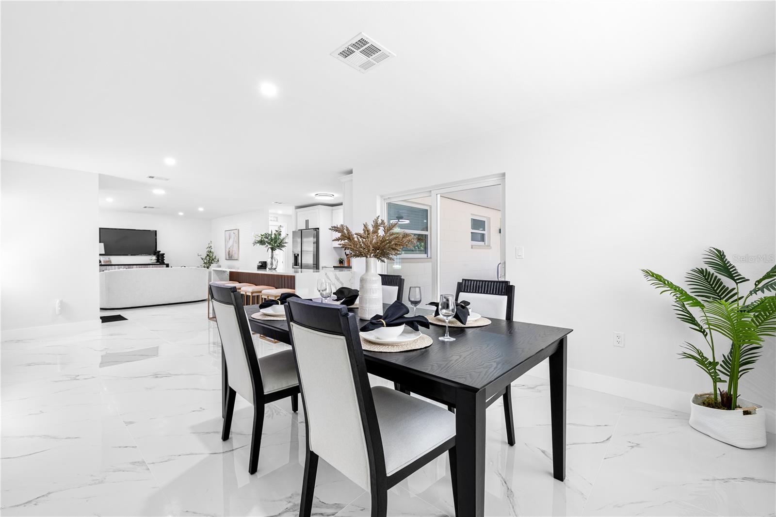 2376 CITRUS HILL RD