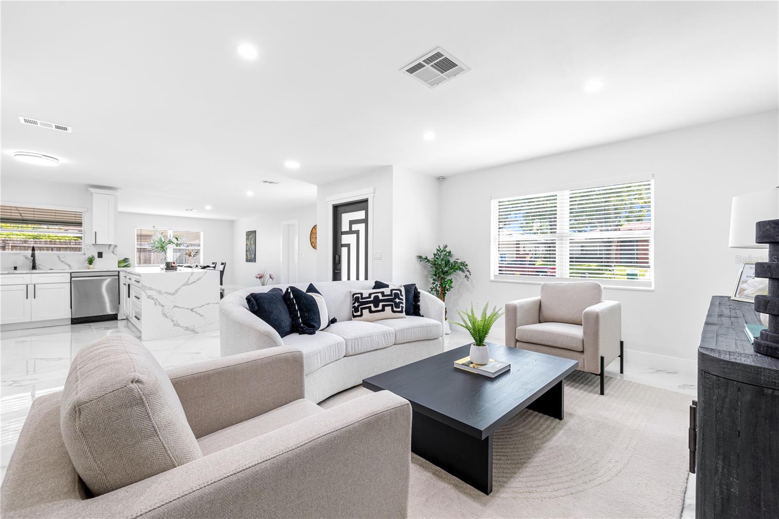 2376 CITRUS HILL RD