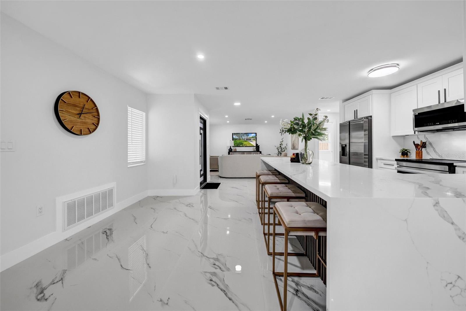 2376 CITRUS HILL RD