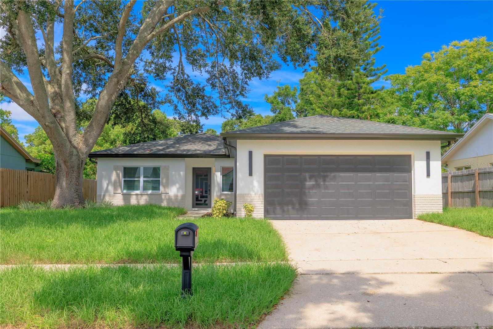 2376 CITRUS HILL RD