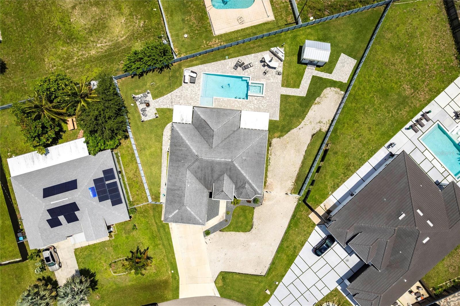 217 SW 10TH PL