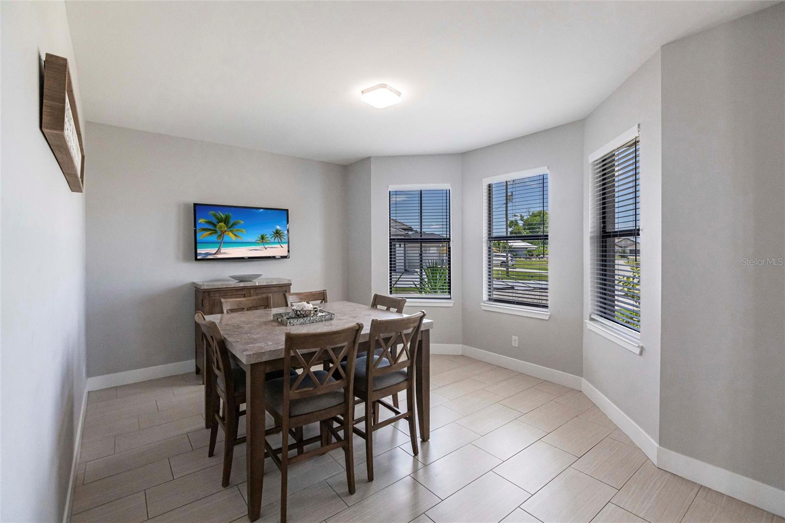 217 SW 10TH PL