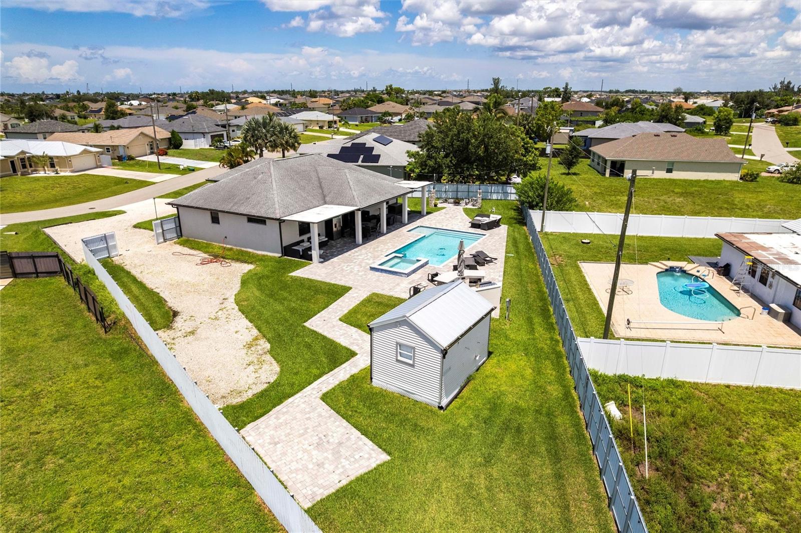 217 SW 10TH PL
