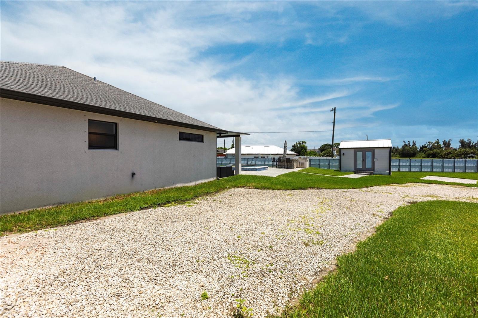 217 SW 10TH PL