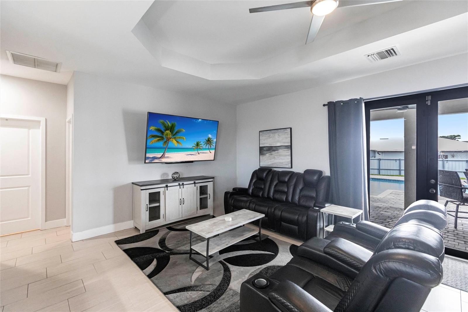 217 SW 10TH PL