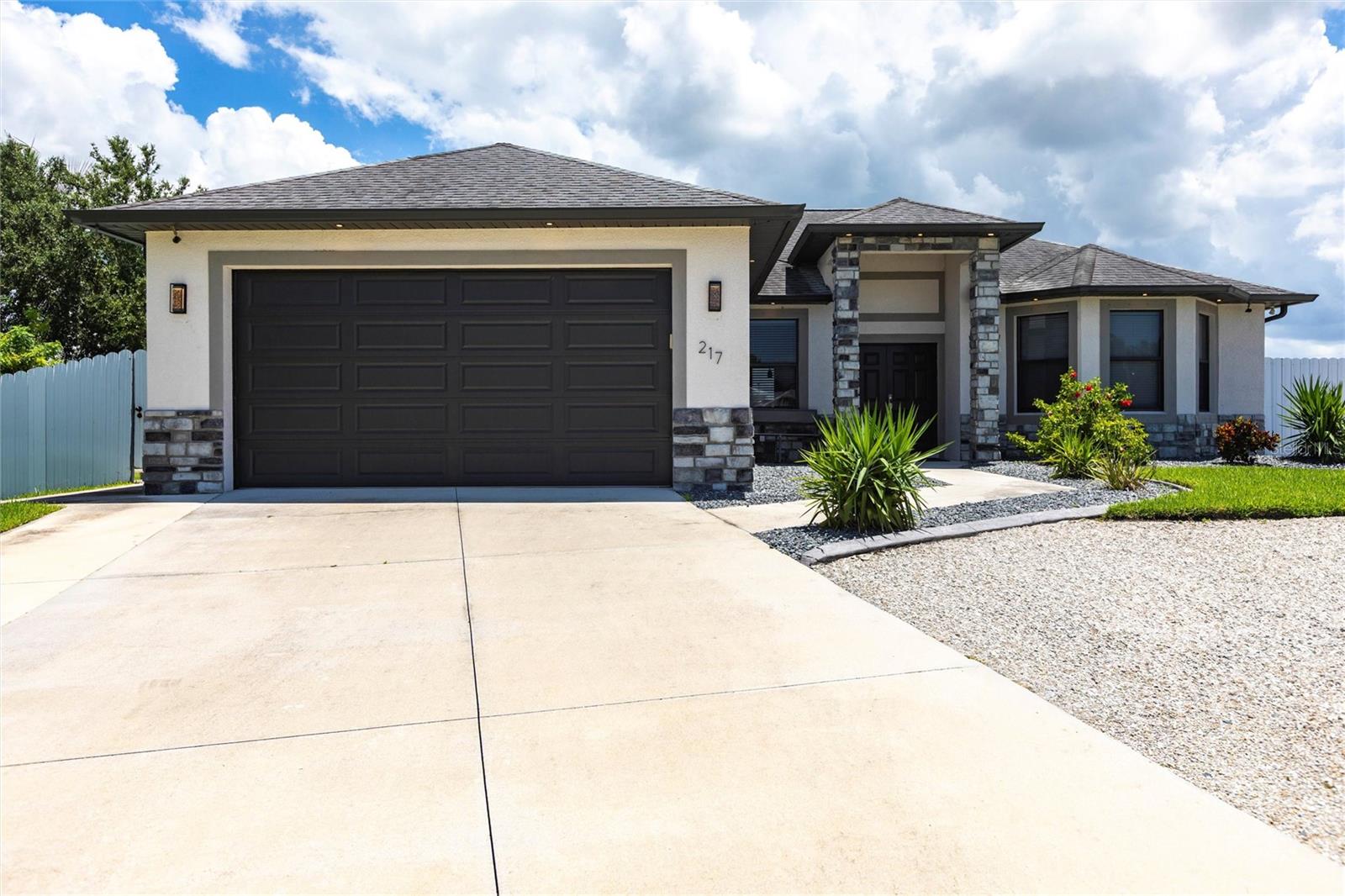 217 SW 10TH PL