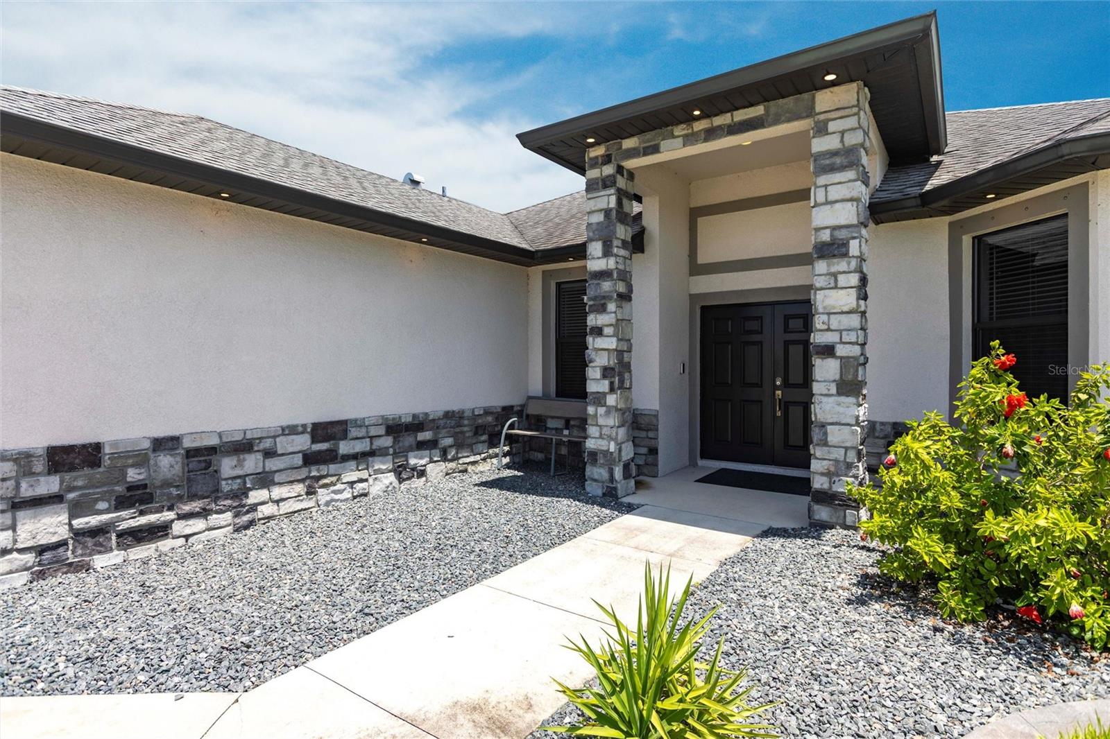 217 SW 10TH PL