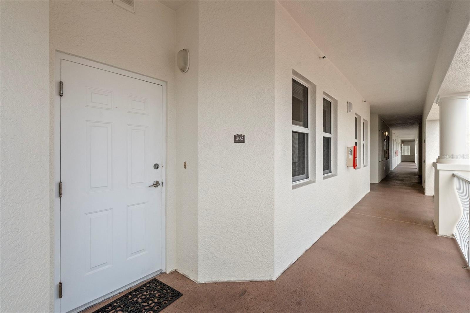 17715 GULF BLVD #302