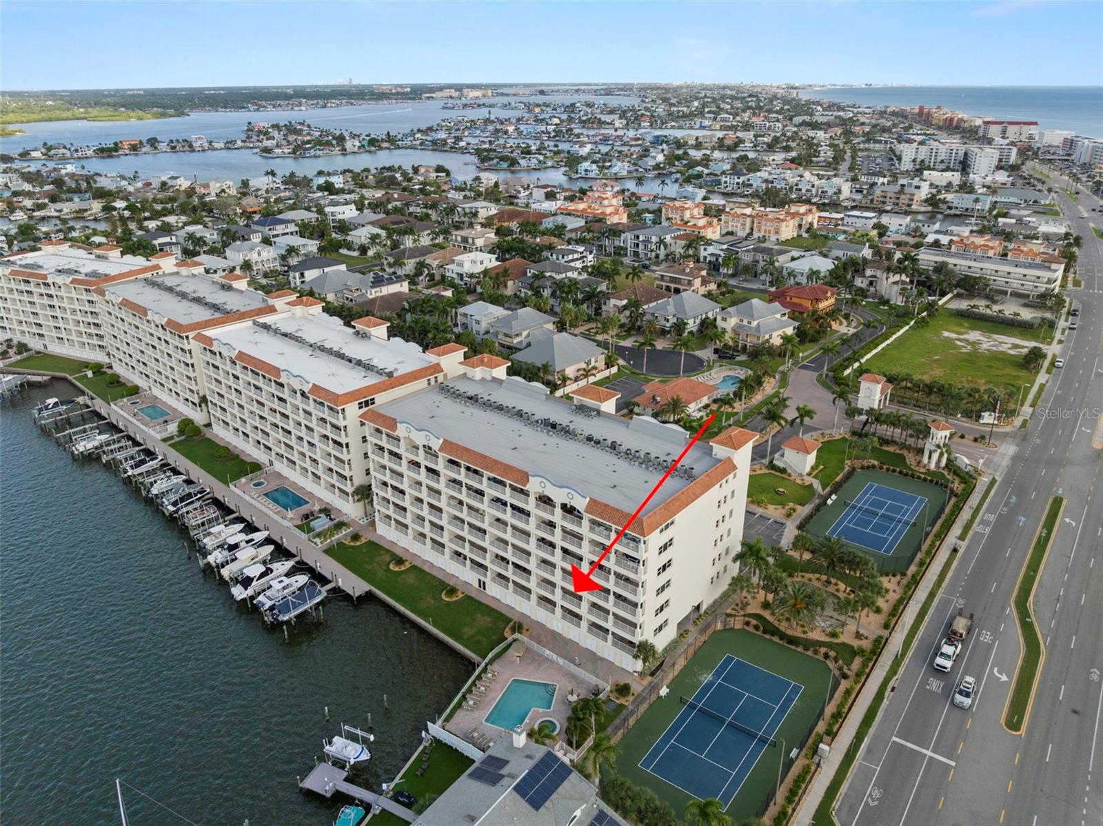 17715 GULF BLVD #302