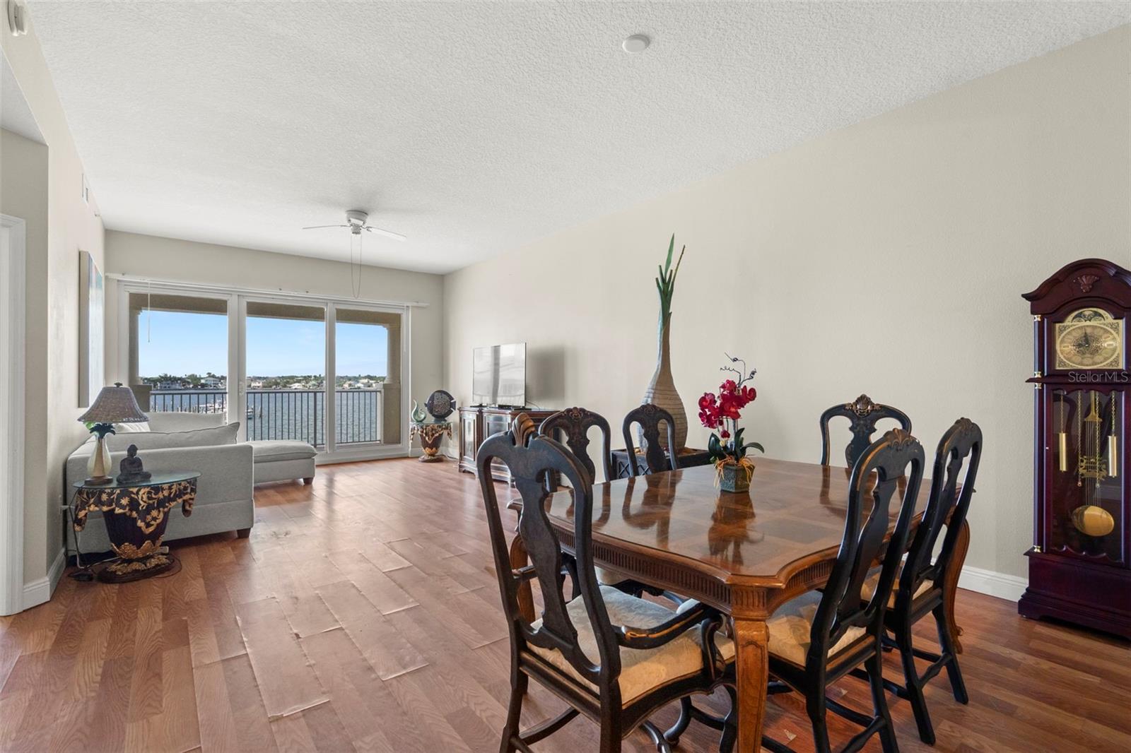 17715 GULF BLVD #302