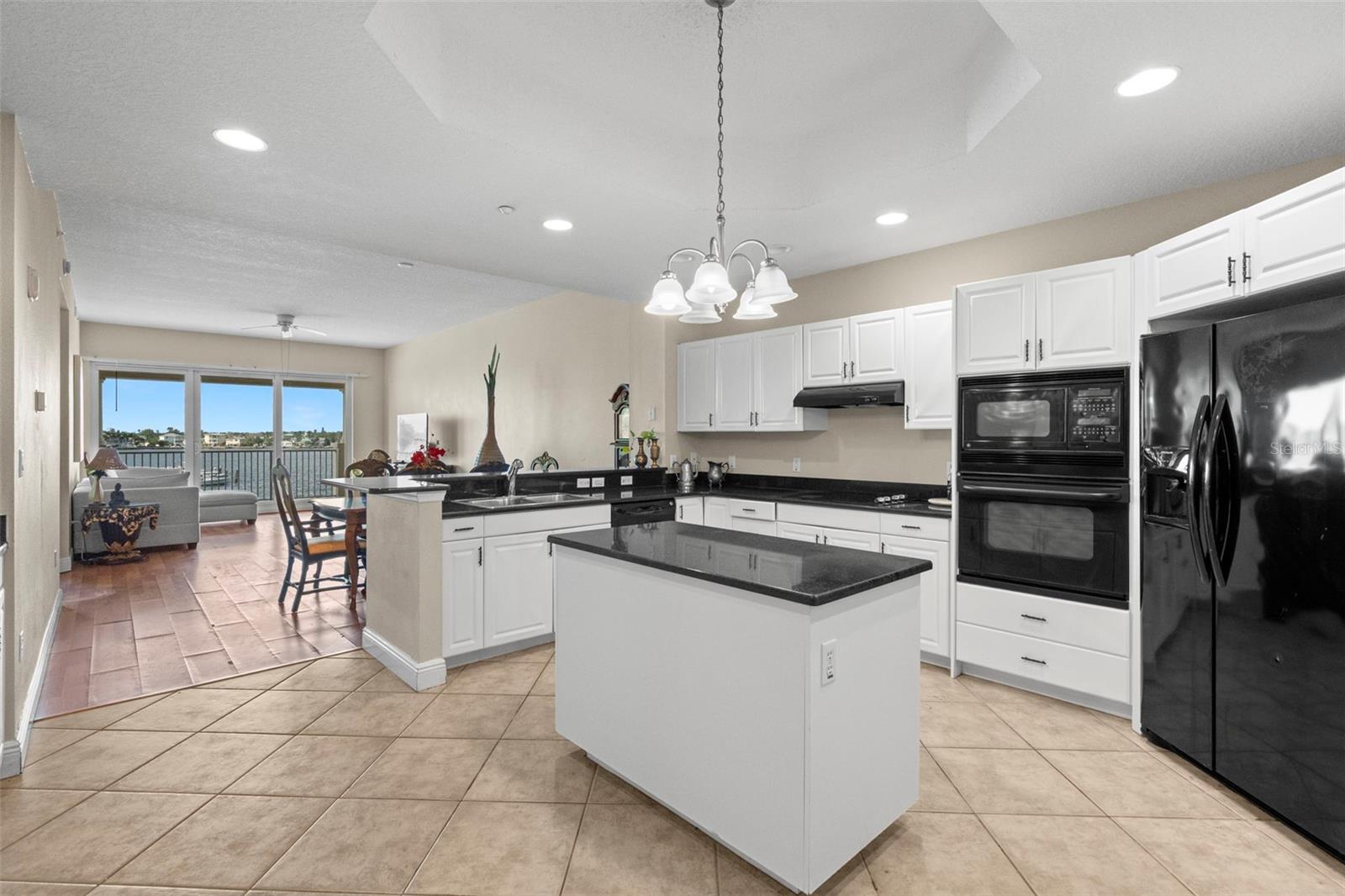 17715 GULF BLVD #302