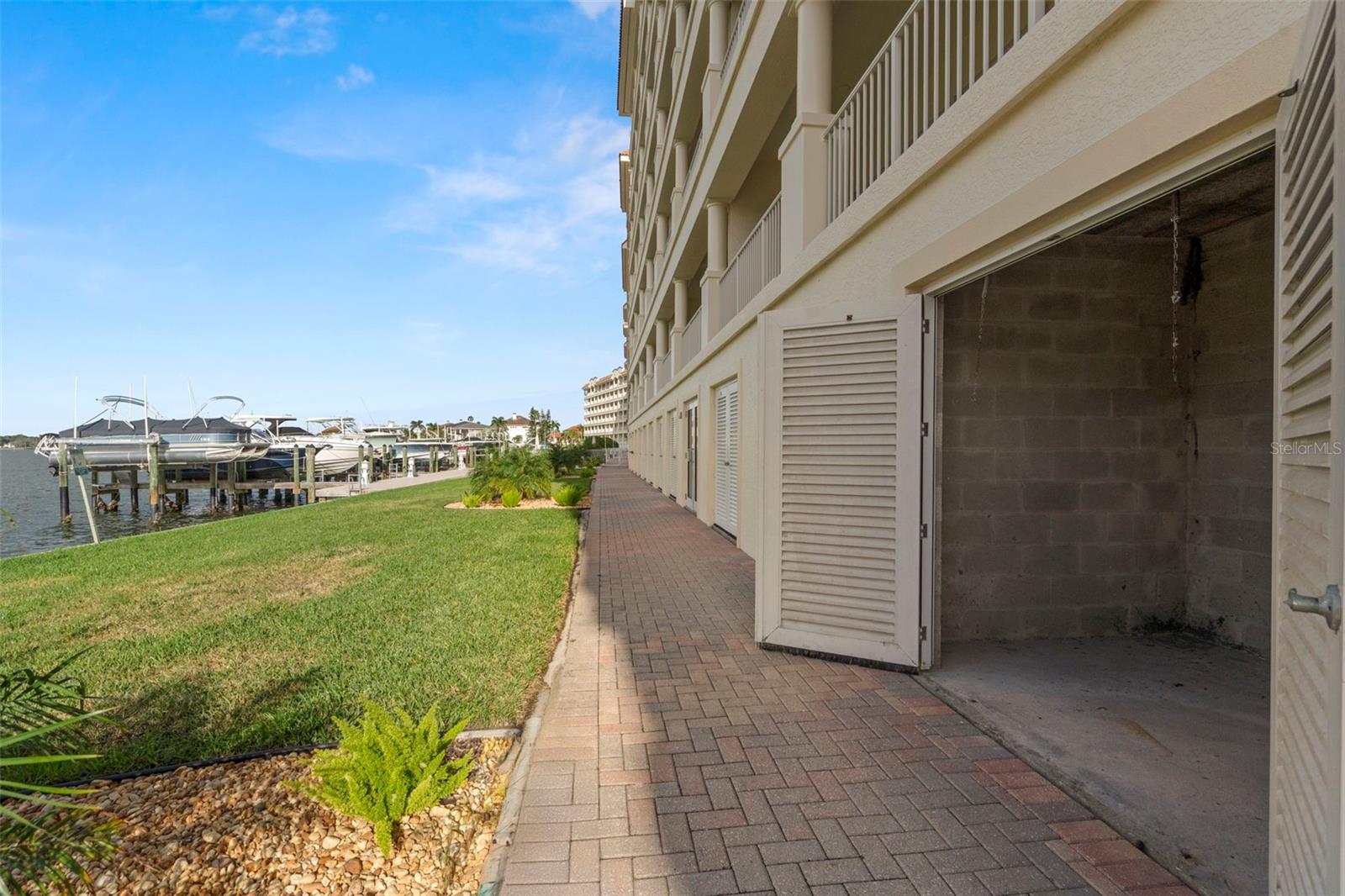 17715 GULF BLVD #302