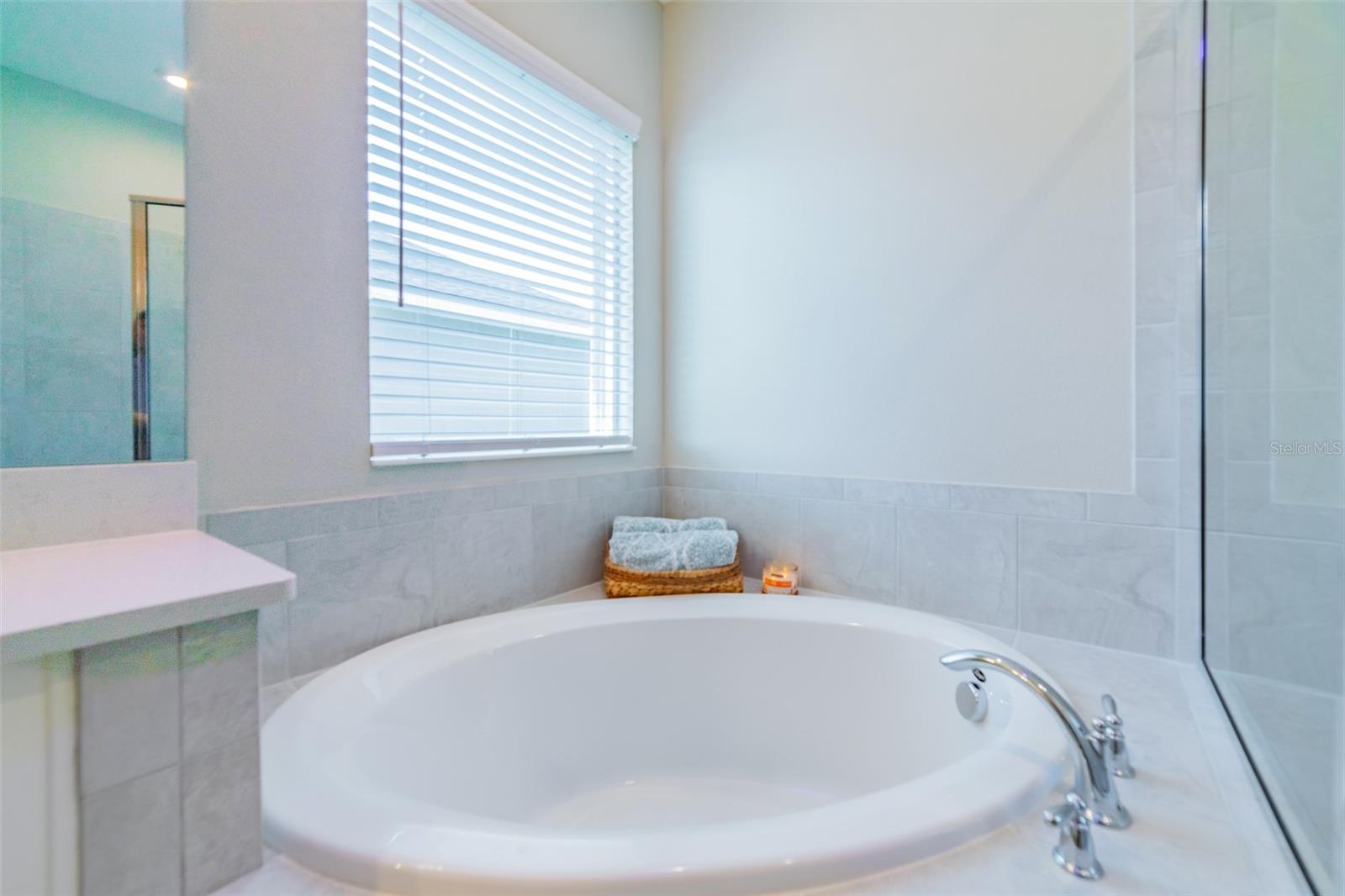34087 ASTORIA CIR