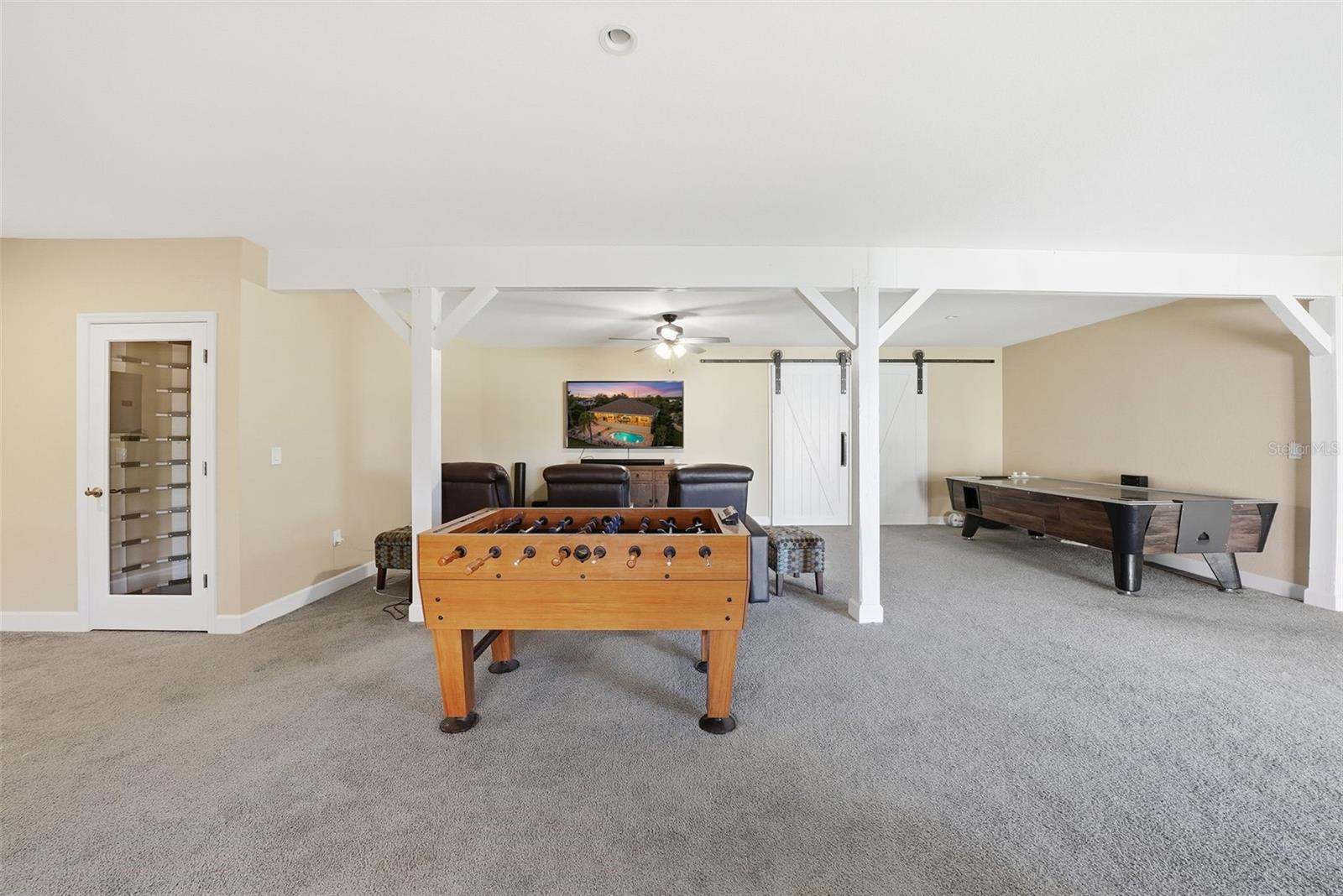 122 WATERBERRY DR