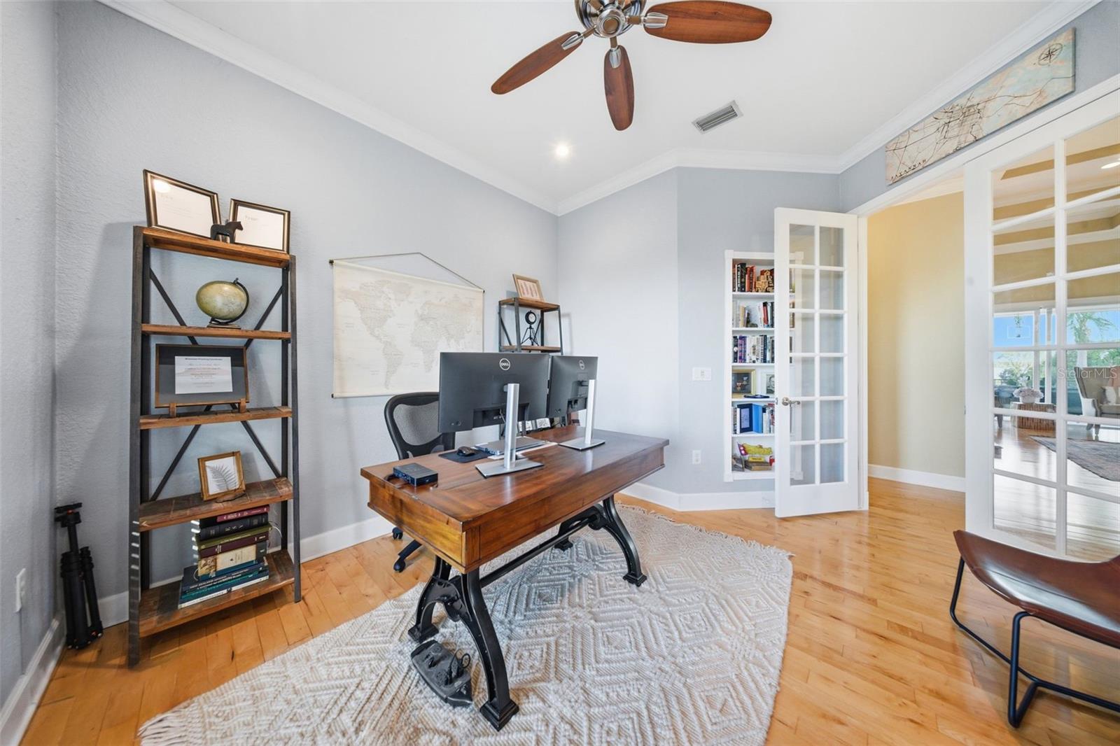 122 WATERBERRY DR