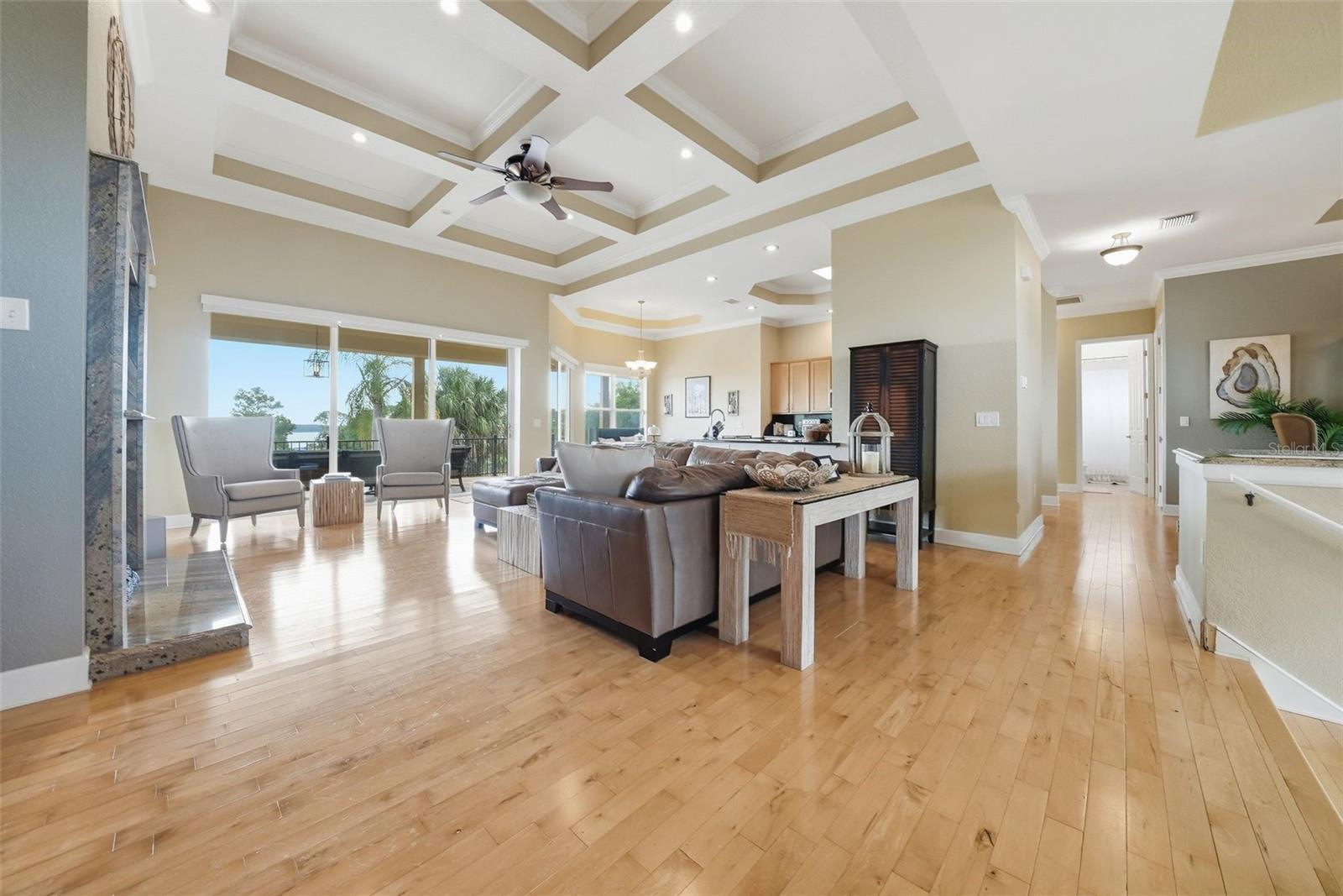 122 WATERBERRY DR