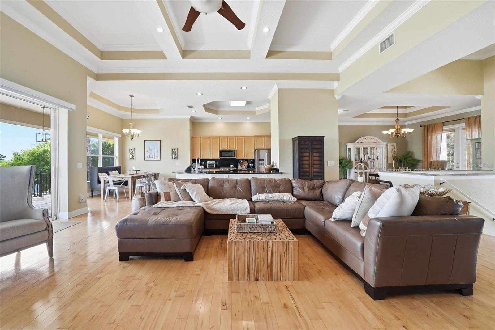 122 WATERBERRY DR