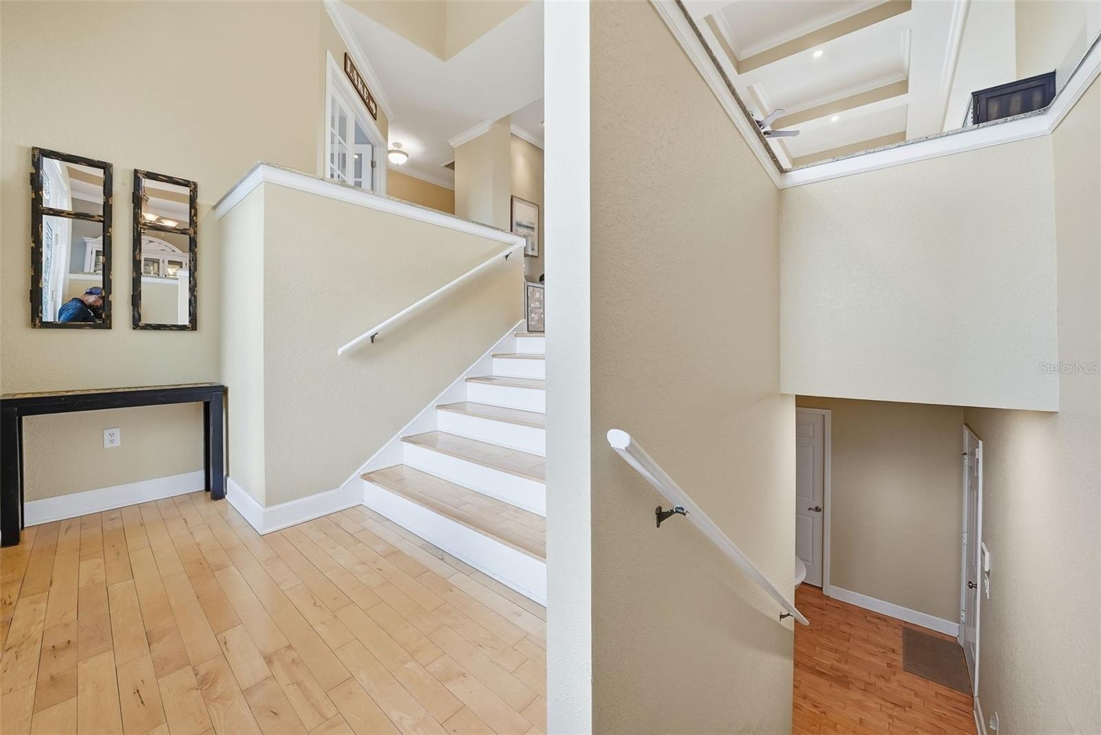 122 WATERBERRY DR