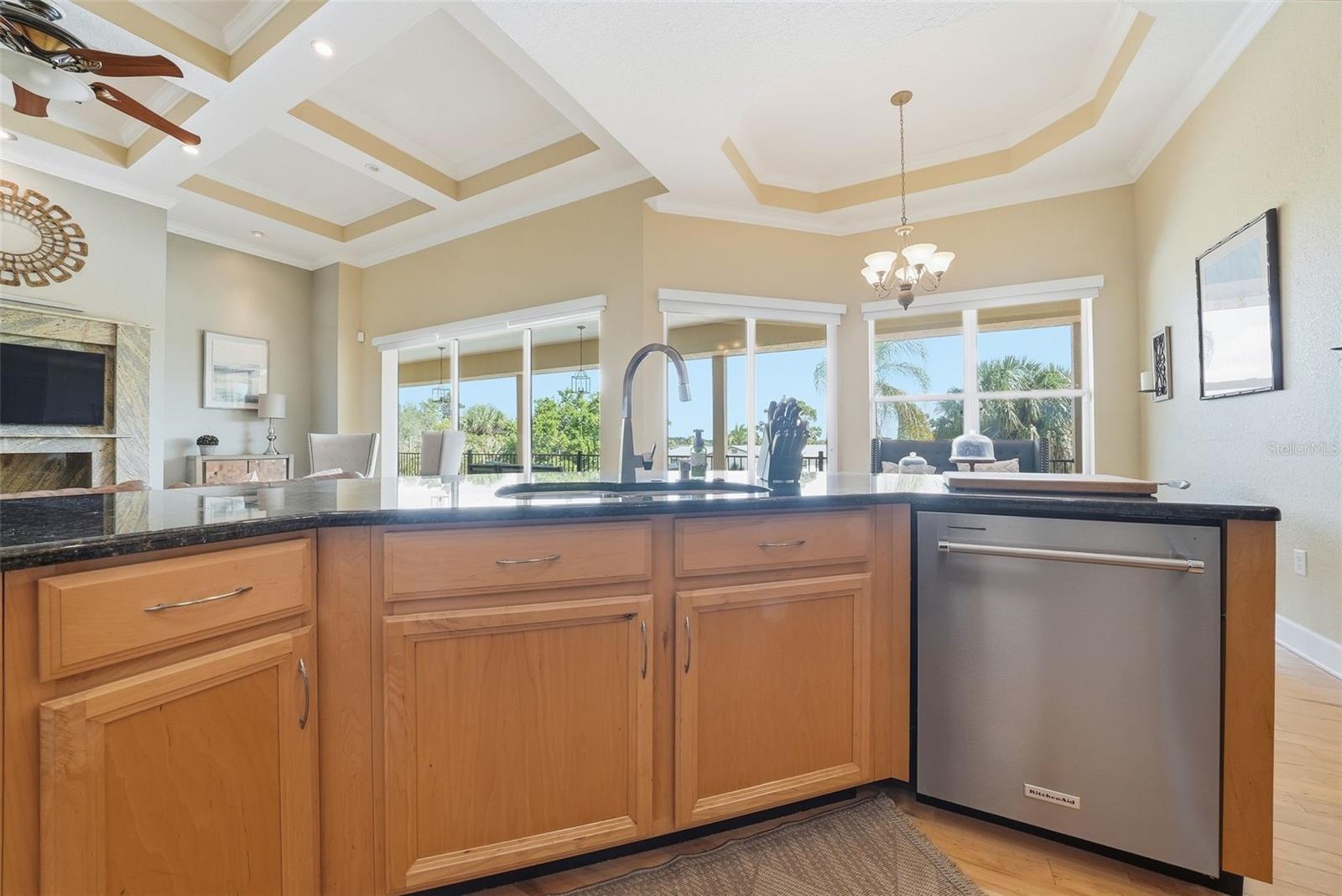 122 WATERBERRY DR