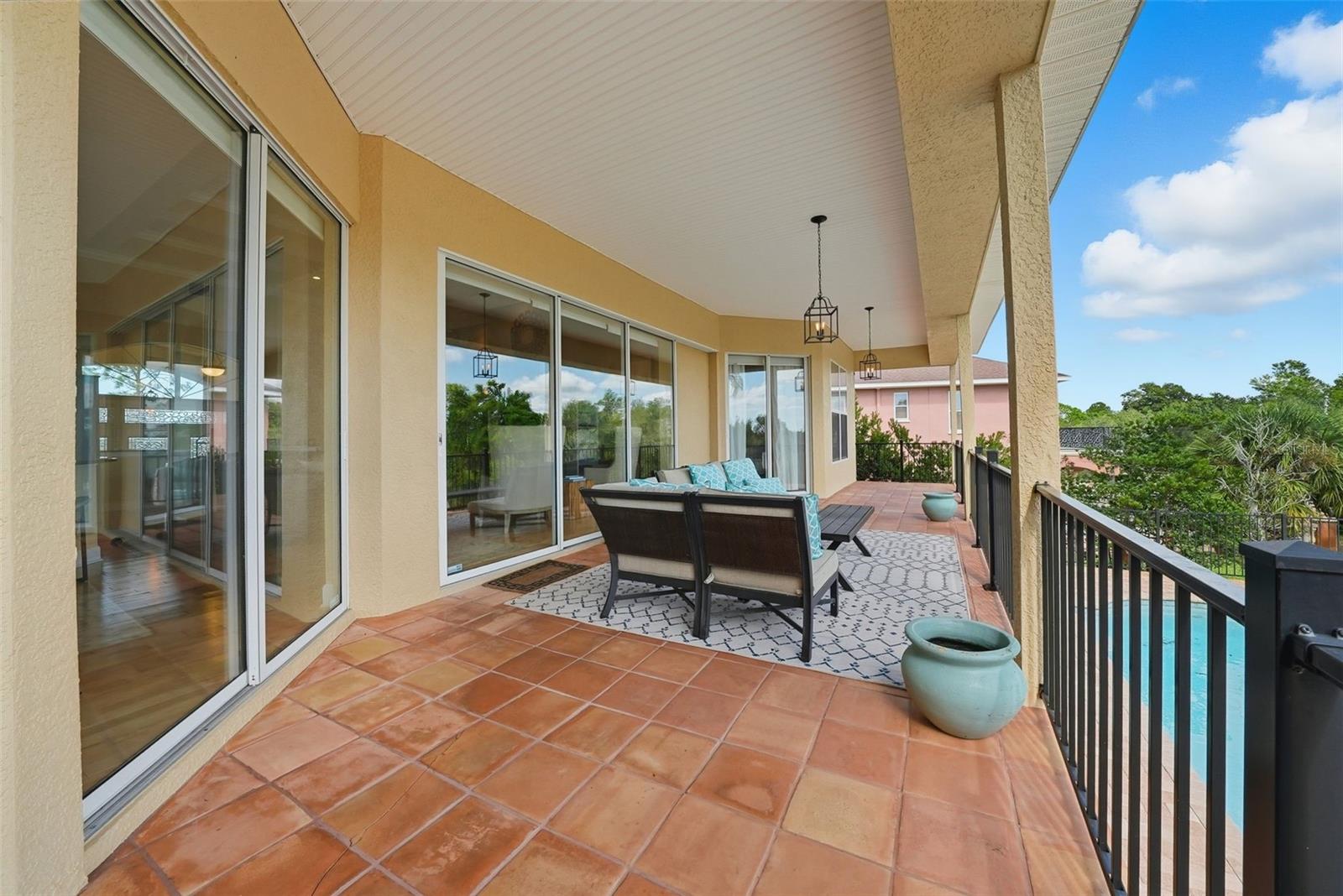 122 WATERBERRY DR