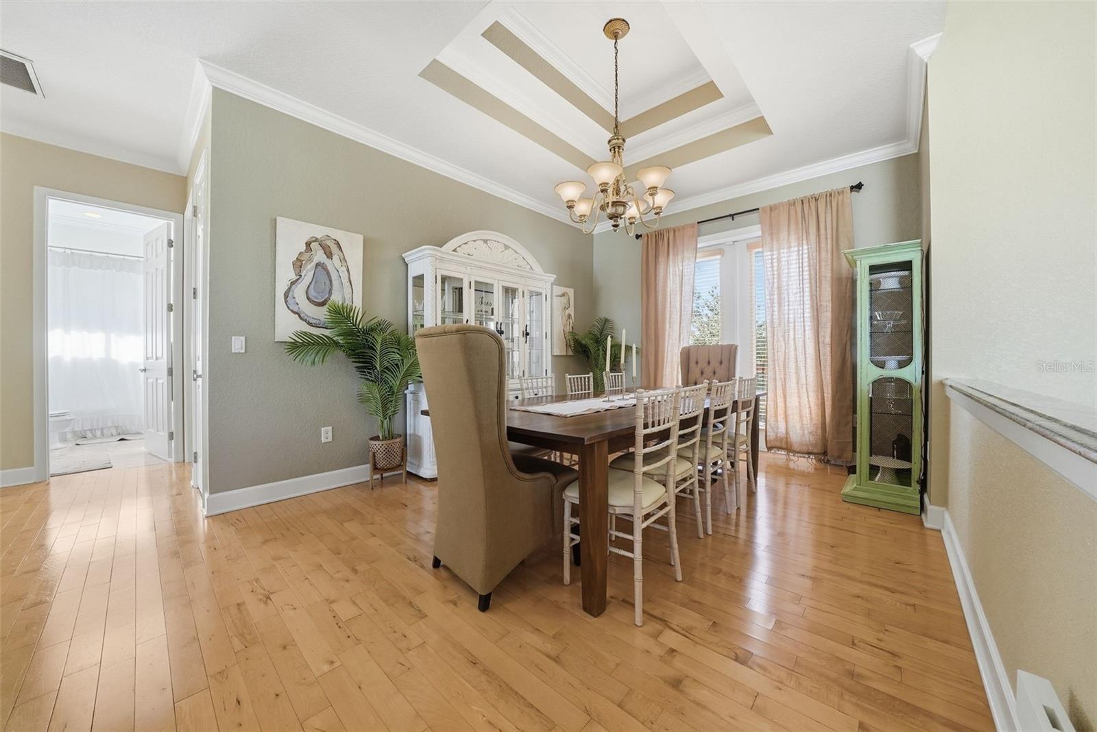 122 WATERBERRY DR