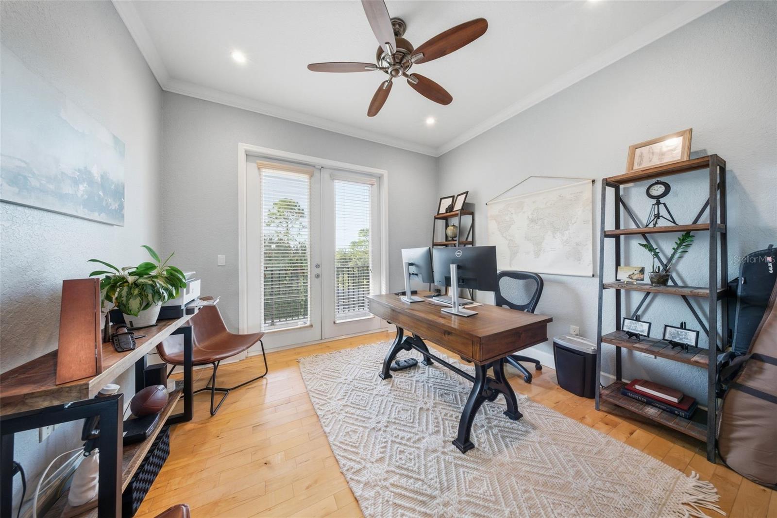 122 WATERBERRY DR
