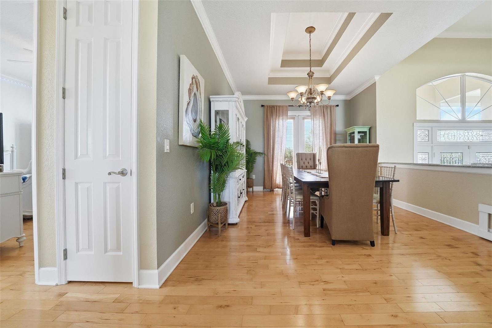 122 WATERBERRY DR