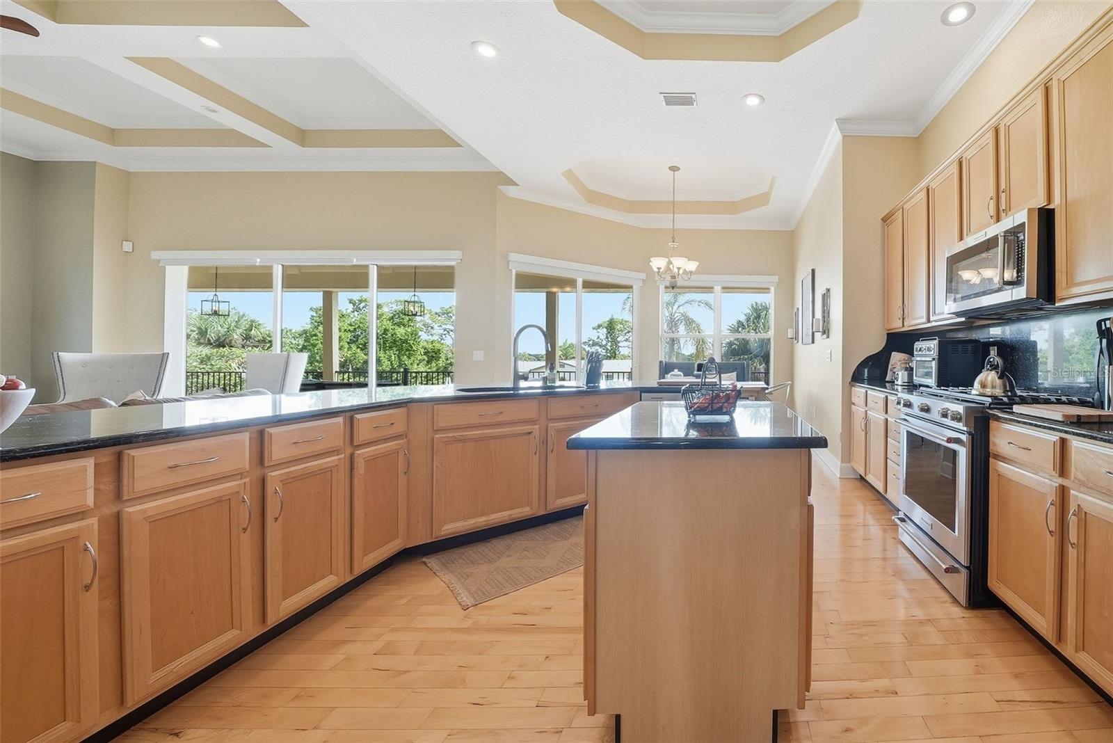 122 WATERBERRY DR