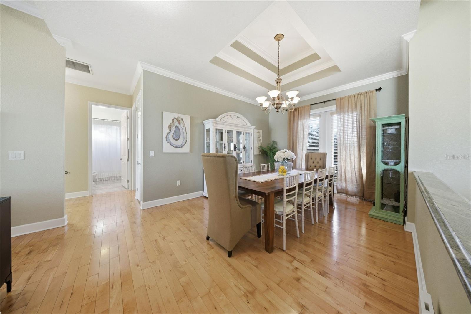 122 WATERBERRY DR