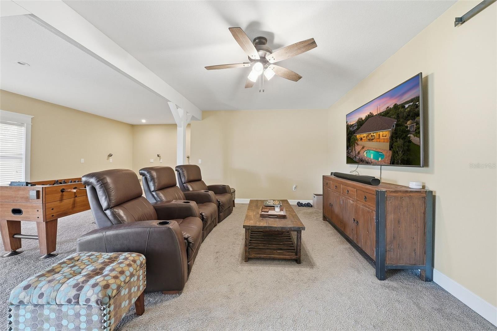 122 WATERBERRY DR