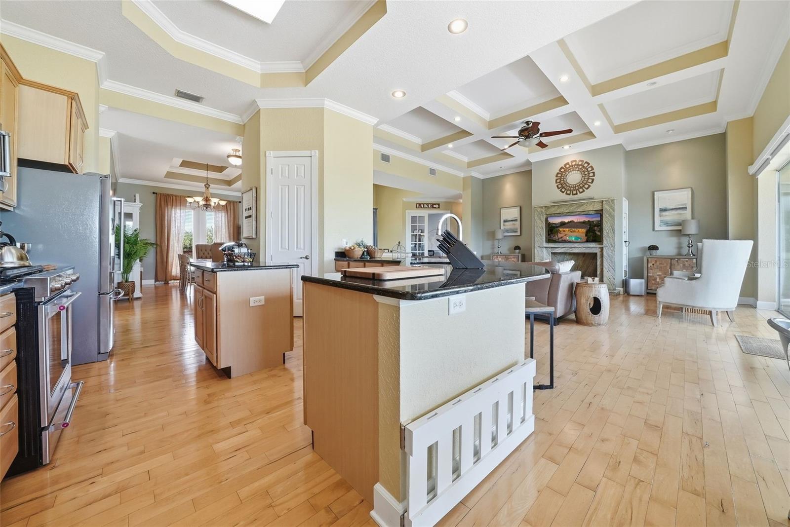 122 WATERBERRY DR