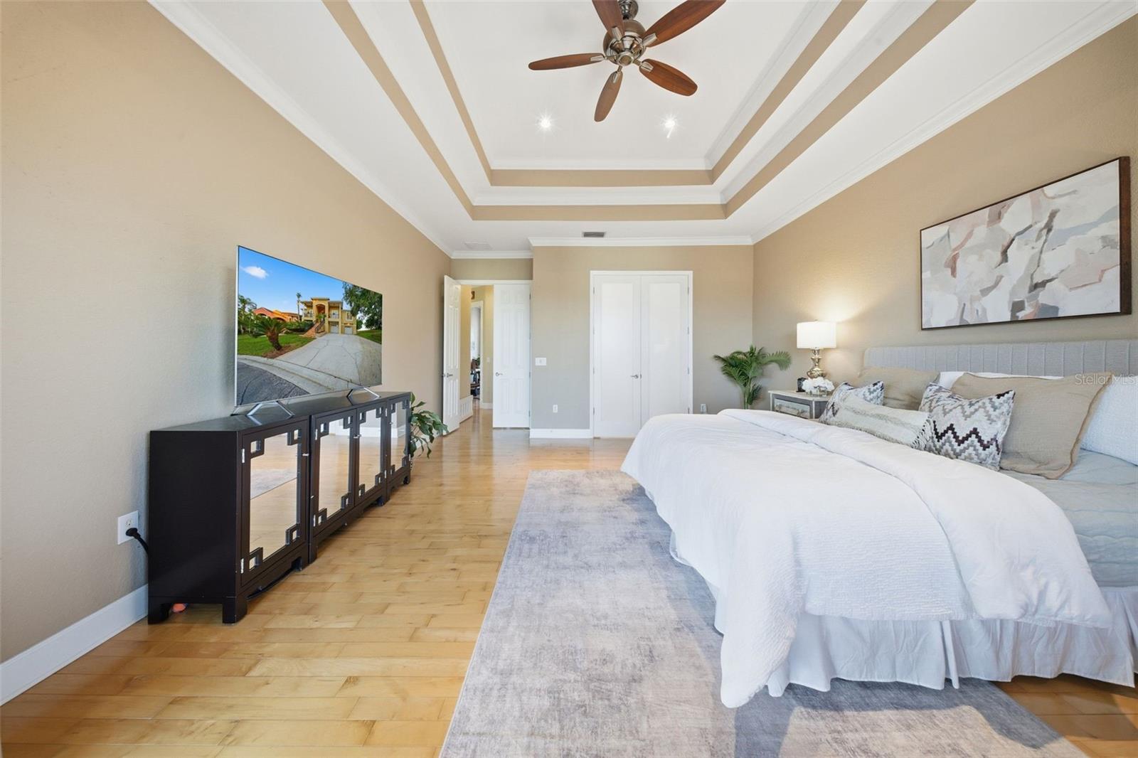 122 WATERBERRY DR