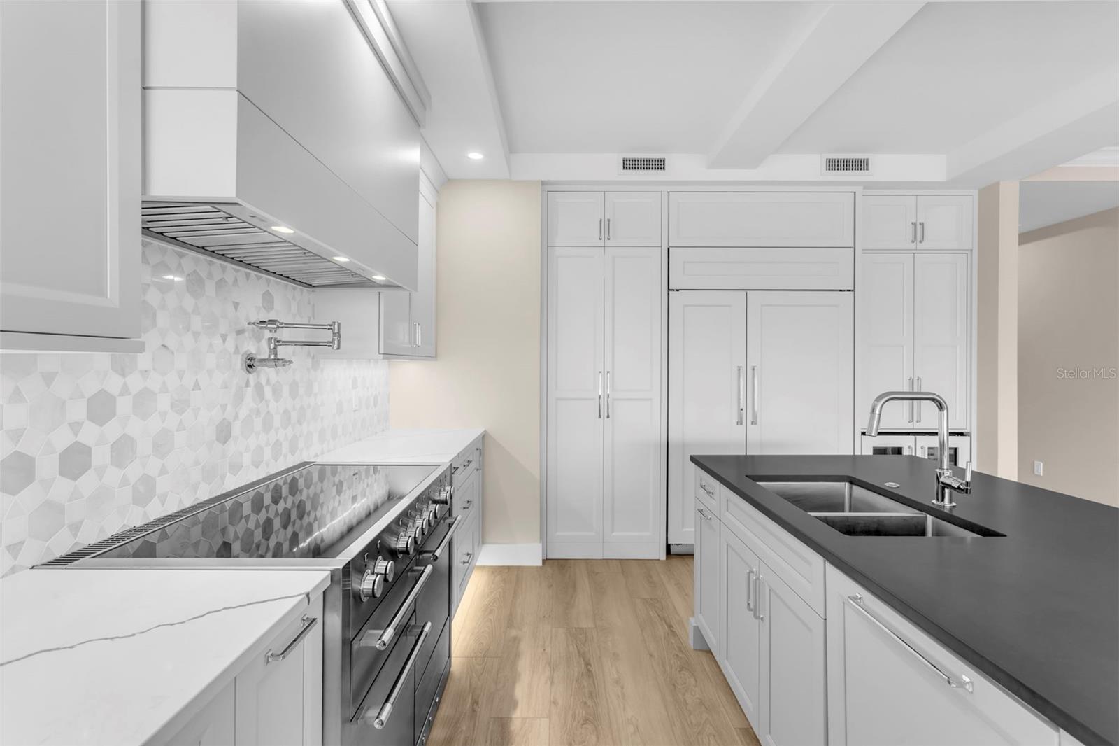 455 PINELLAS BAYWAY S #2B