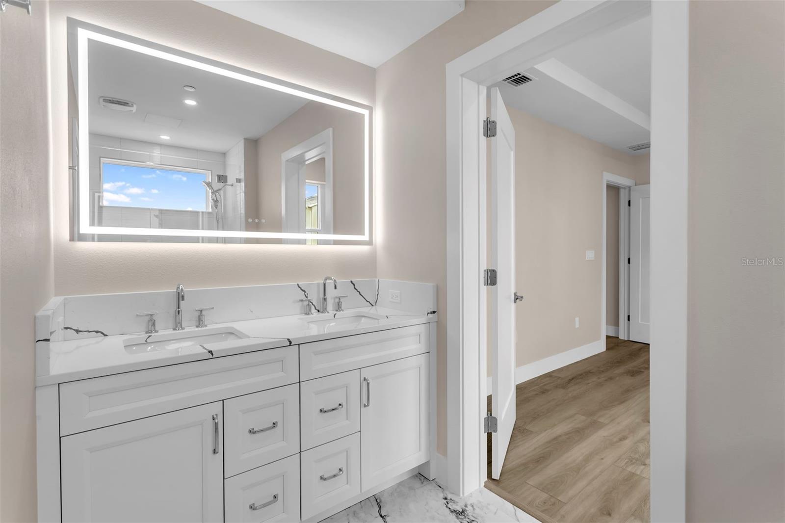 455 PINELLAS BAYWAY S #2B