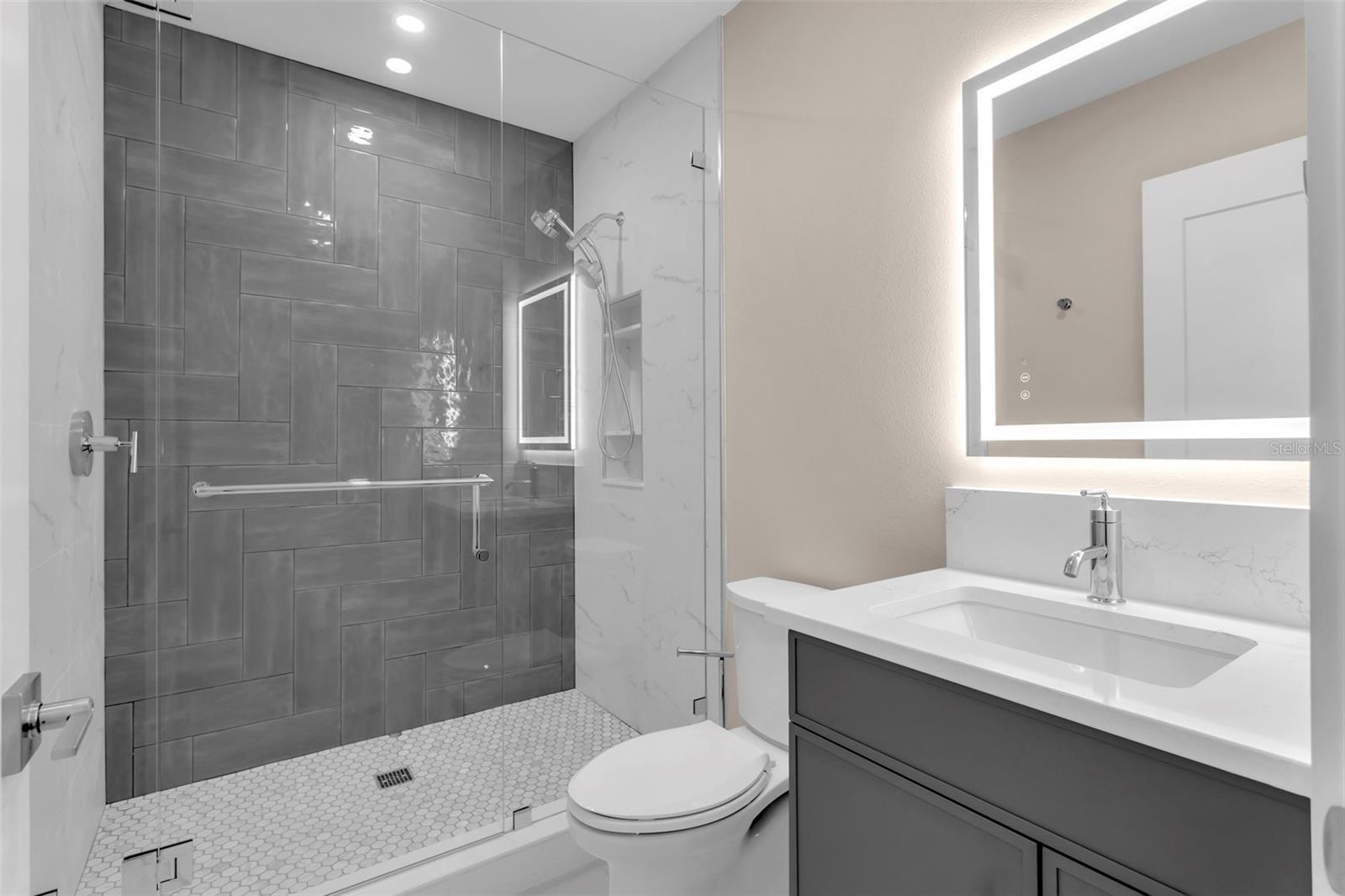 455 PINELLAS BAYWAY S #2B