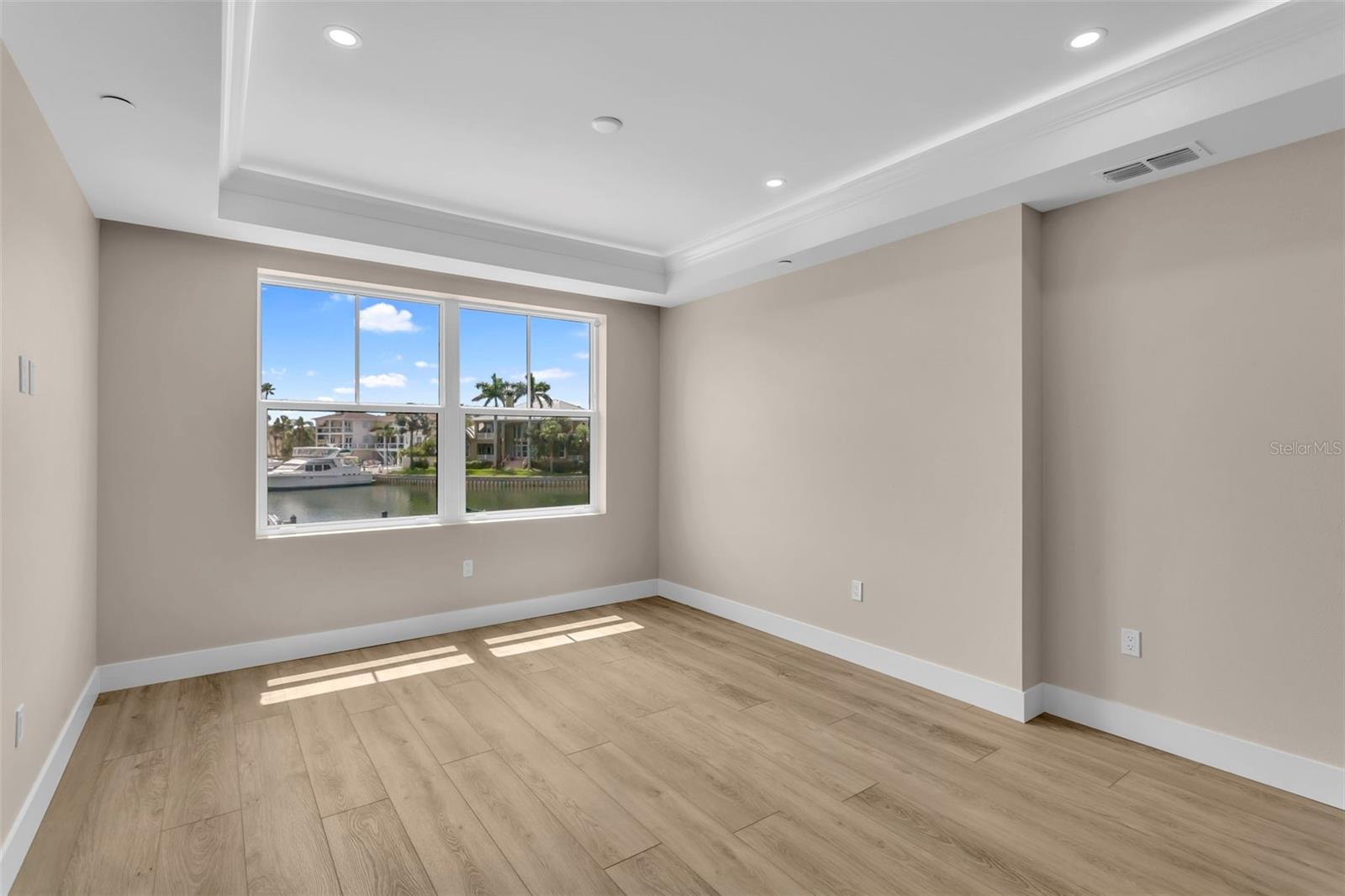 455 PINELLAS BAYWAY S #2B